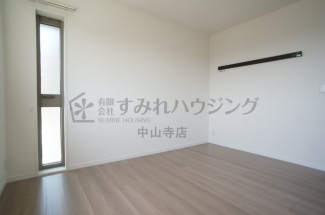 【寝室】