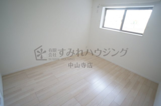 【寝室】
