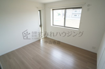 【寝室】