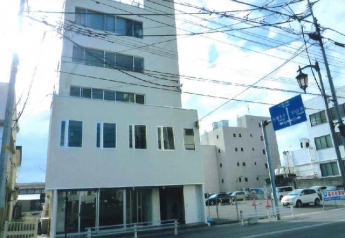 ビル全景
