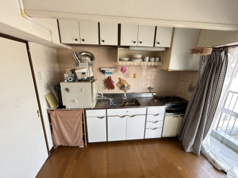 キッチンでお料理をお楽しみください