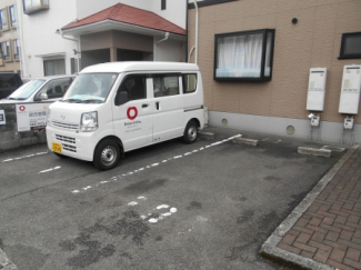 【駐車場】