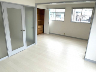 【寝室】