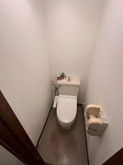 ゆったりとした空間のトイレです