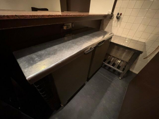 神戸市中央区下山手通１丁目の店舗一部の画像