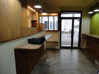 本町商店街店舗　１階２階の画像