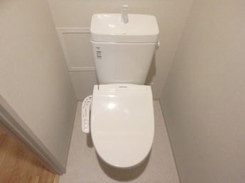 ゆったりとした空間のトイレです