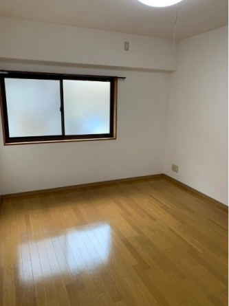 ゆったりした洋室です