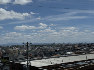 大阪の方まで見える眺望が魅力です。