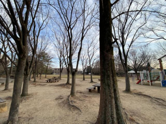 十六名公園　徒歩１分