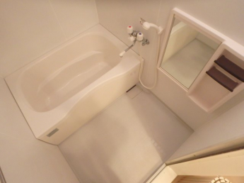 お風呂で日々の疲れを落としましょう