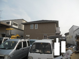 建築中