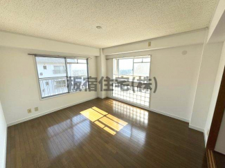 鶴甲コーポ23号館の画像