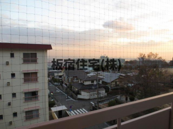 鶴甲コーポ23号館の画像