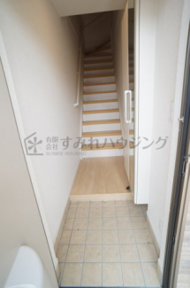 参考、同建物・反転間取りの号室