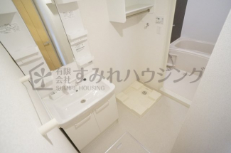 参考、同建物・反転間取りの号室