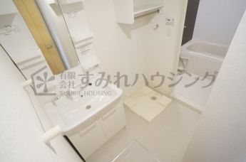 参考、同建物・反転間取りの号室