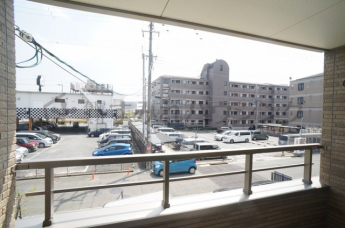 参考、同建物・反転間取りの号室