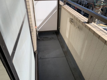 【バルコニー】
