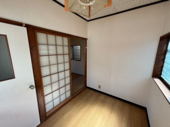 【寝室】