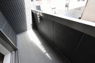 【バルコニー】