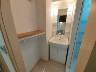 忙しい朝には欠かせない洗面所です