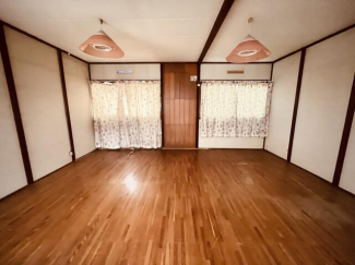 離れ　室内写真