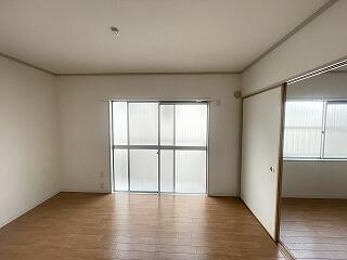 伊丹市梅ノ木６丁目のアパートの画像