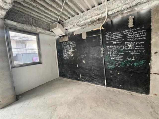 神戸市中央区下山手通２丁目の店舗一部の画像