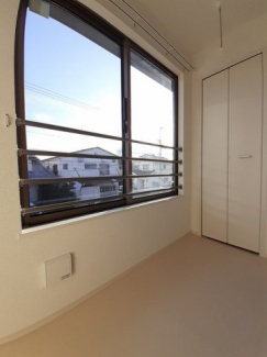 陽当たり良好なバルコニーです