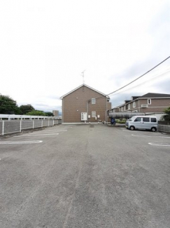 駐車場に車を止められます
