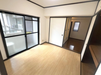【寝室】