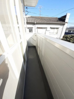 落ち着いた時間を過ごせるバルコニーです