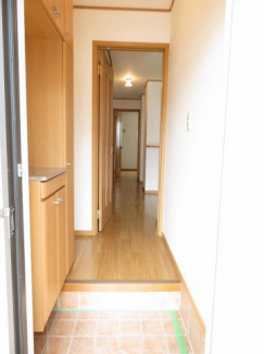落ち着いた玄関です