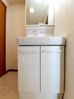 忙しい朝には欠かせない洗面所です