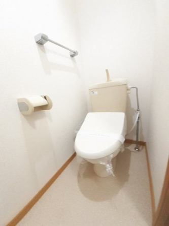 清潔感のあるトイレです