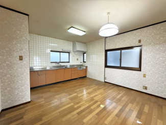 ９帖のダイニングキッチン