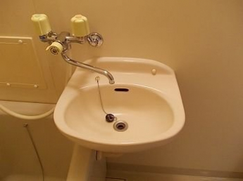 忙しい朝には欠かせない洗面所です