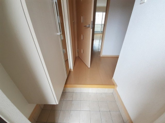 シンプルで使いやすい玄関です