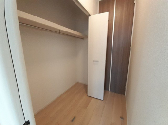たっぷりとした収納スペースです