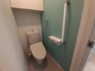 コンパクトで使いやすいトイレです