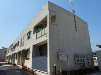 スクエアな外観です