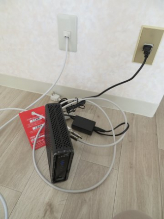 無料インターネットを導入致しました。Wi-Fiなので安心してスマホ、パソコンをお使いいただけます。