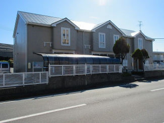 落ち着いた雰囲気の外観です