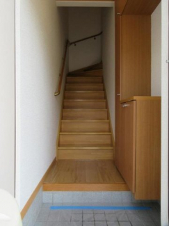 落ち着いた玄関です