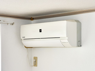 エアコンは空気清浄機能付です