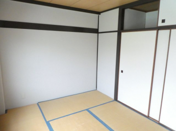 【寝室】