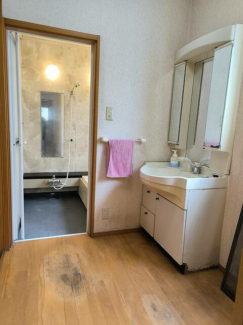 松山市三町１丁目の中古一戸建ての画像