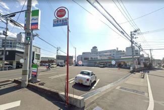 ファミリーマート松山松末店まで777m