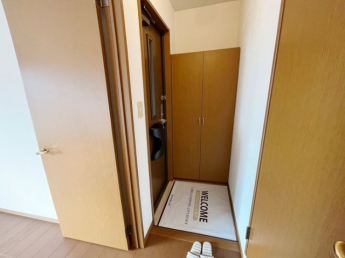 【玄関】
